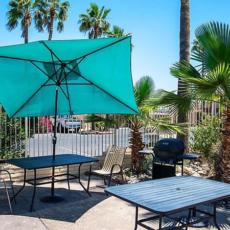 Quality Inn & Suites Phoenix Nw - Sun City Youngtown Eksteriør billede