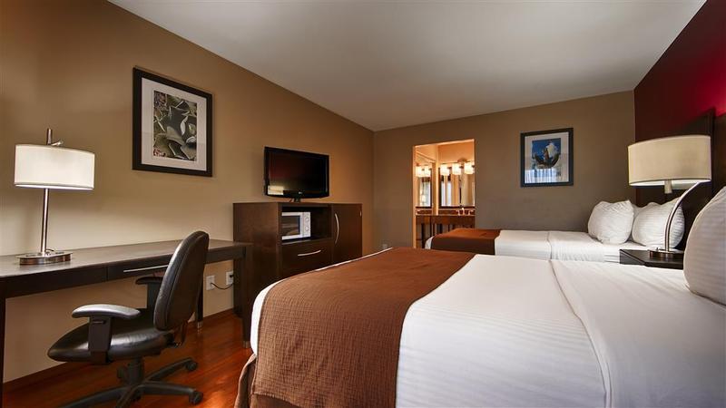 Quality Inn & Suites Phoenix Nw - Sun City Youngtown Eksteriør billede